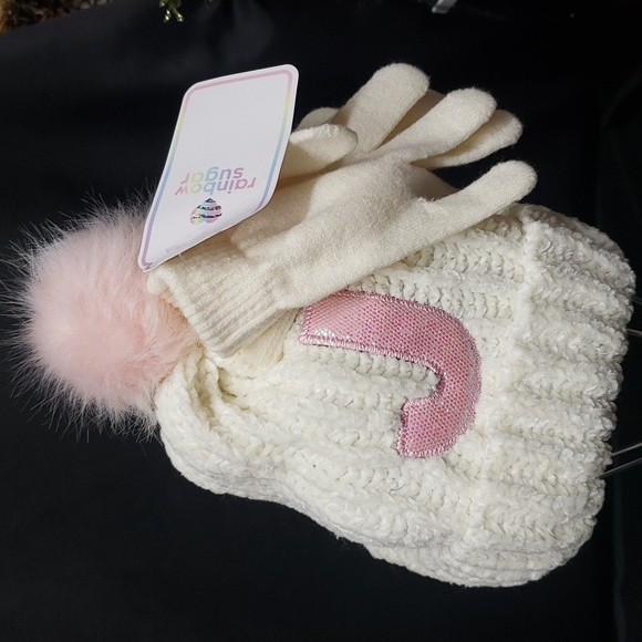 Rainbow Sugar NWT Girls Cream Ribbed Chenille Hat/Stretch Gloves Set, "J" - Picture 1 of 9